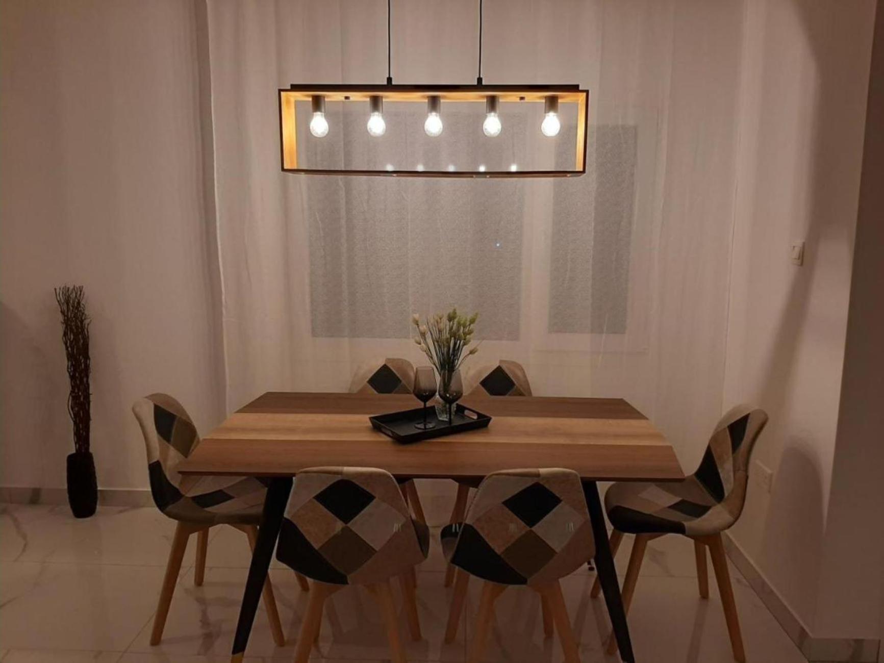 H&O Boulevard Breeze Apartment! 파포스 외부 사진